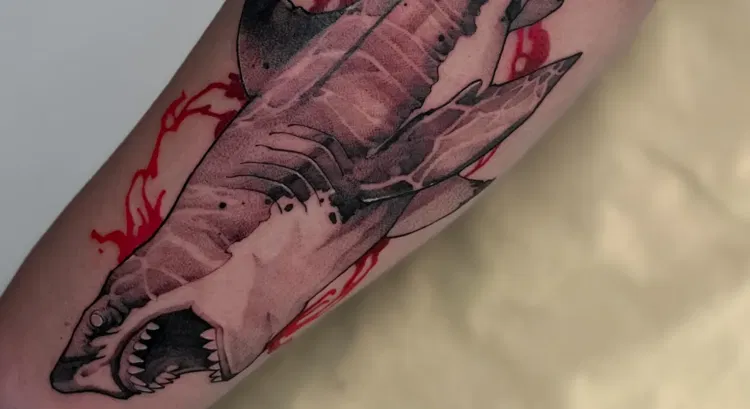 Tatuaje ilustración naturaleza blackwork la serena